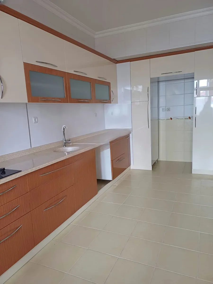 Palandöken Müftü Solakzade'de 3. Kat 195 m² 4+1 Kiralık Daire - Fotoğraf 8