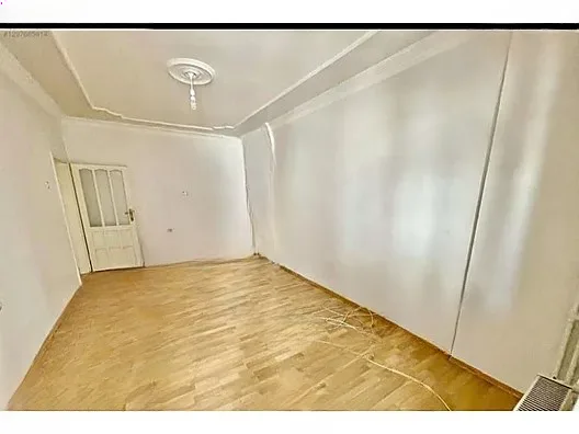 Yakutiye İstasyon'da 3. Kat 180 m² 4+1 Kiralık Daire