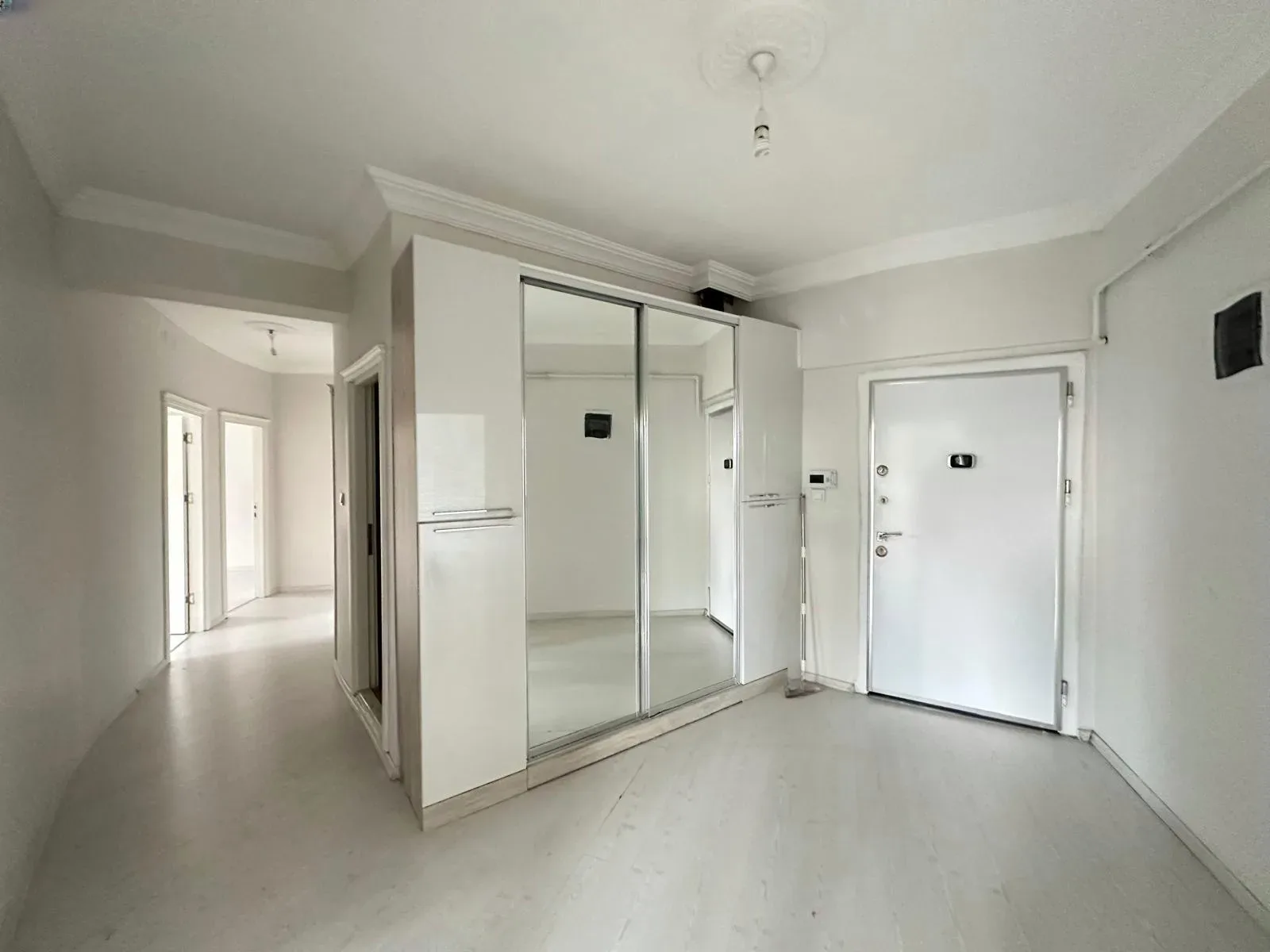 Yakutiye Lalapaşa'da 3. Kat 150 m² 3+1 Kiralık Daire - Fotoğraf 8