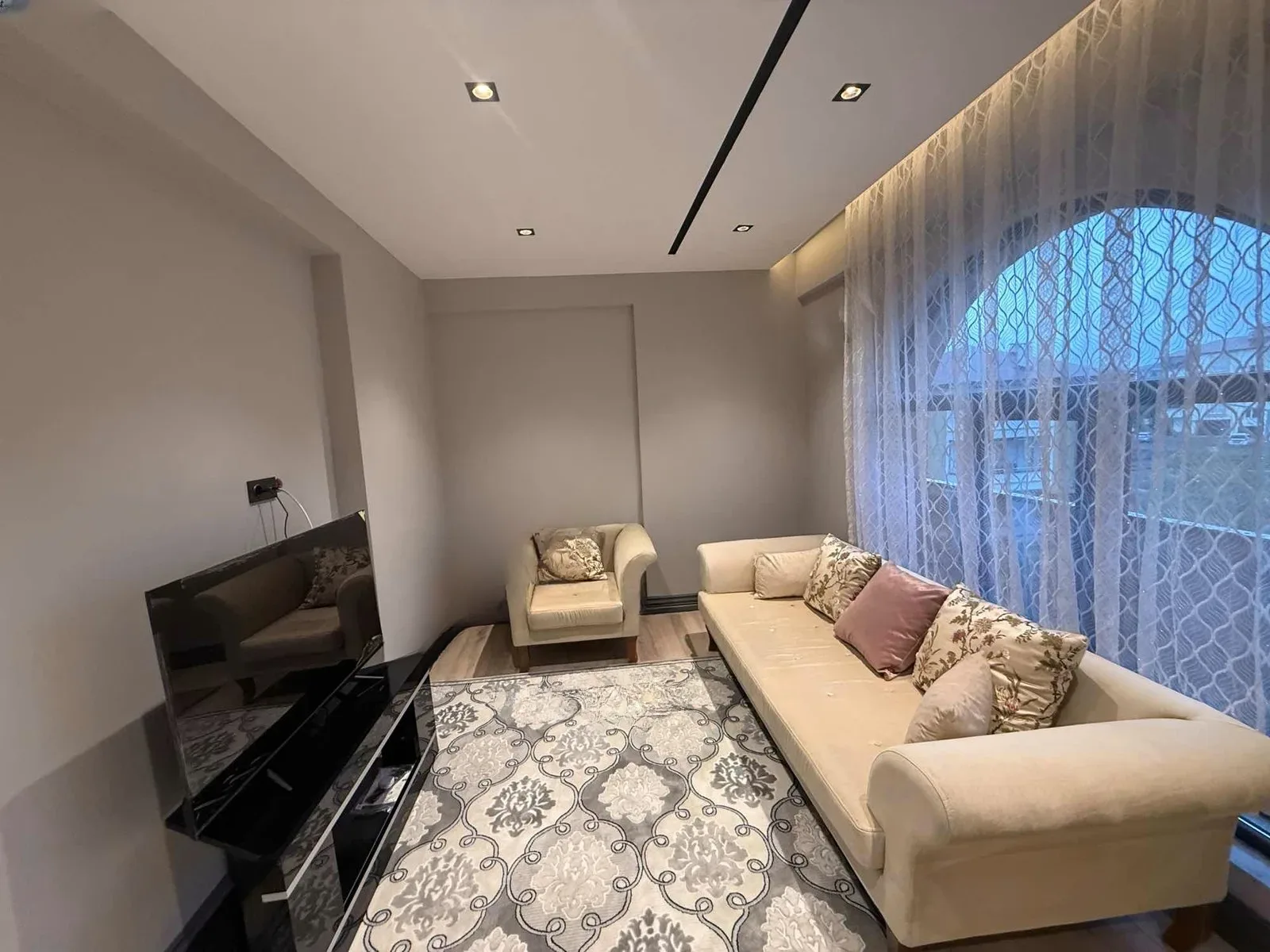 Aziziye Merkez'de 1 Yaşında 2. Kat 55 m² 1+1 Kiralık Villa - Fotoğraf 6