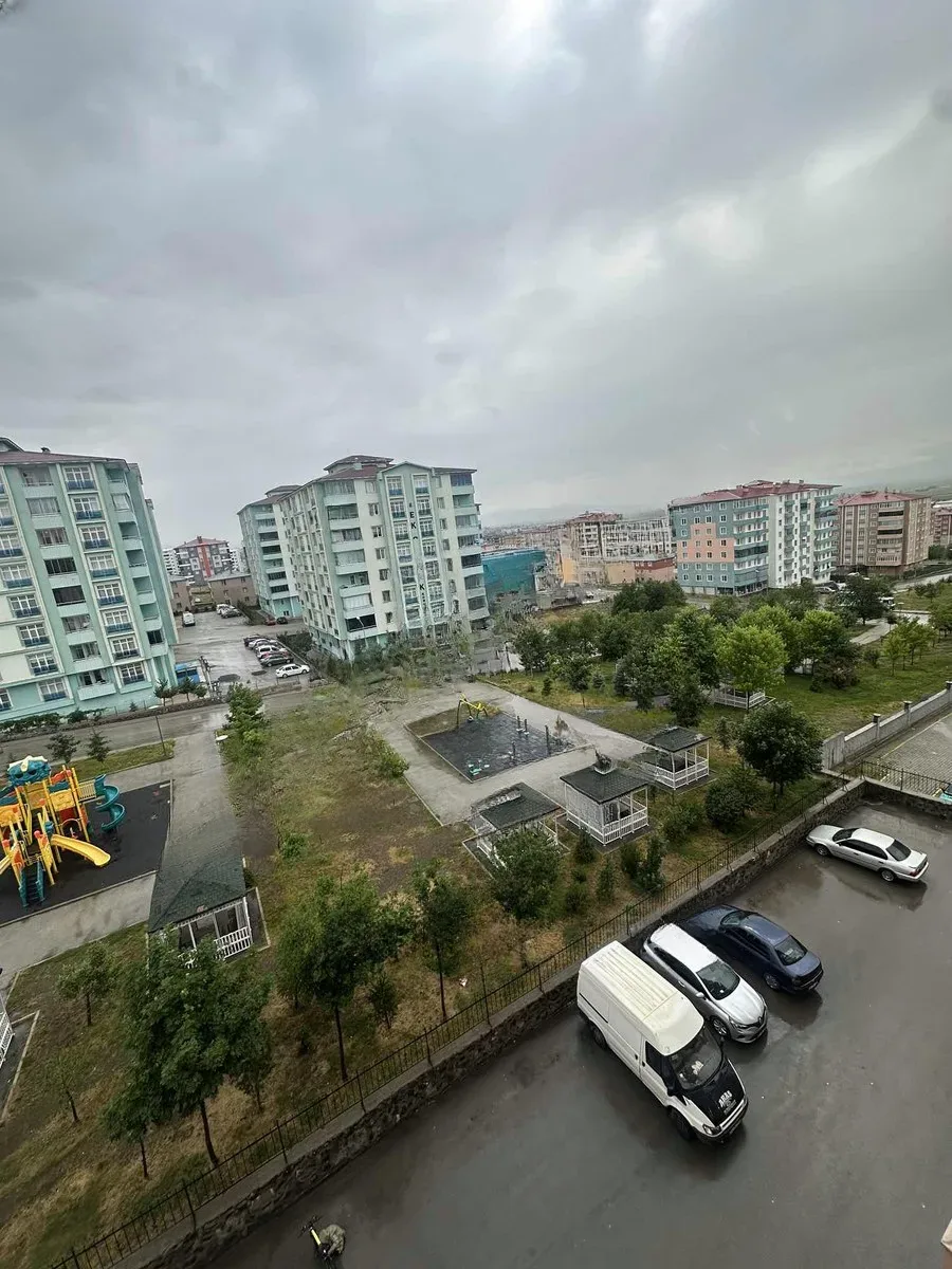 Yakutiye Terminal'da 4. Kat 160 m² 3+1 Kiralık Daire - Fotoğraf 15