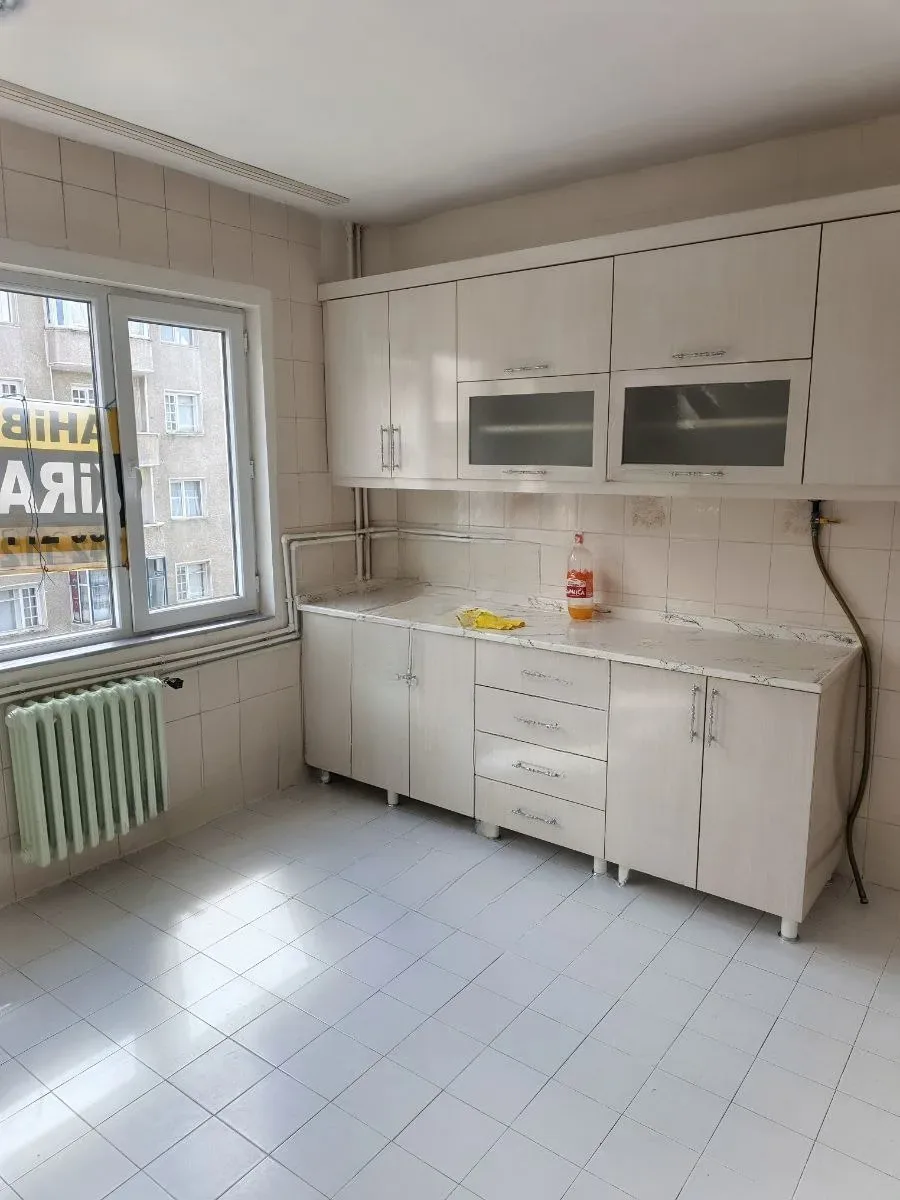 Palandöken Yunusemre'de 4. Kat 165 m² 3+1 Kiralık Daire - Fotoğraf 10
