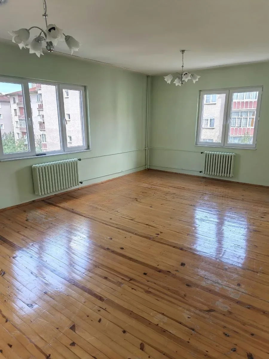 Palandöken Yunusemre'de 4. Kat 165 m² 3+1 Kiralık Daire - Fotoğraf 5