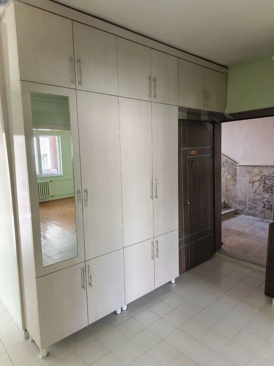 Palandöken Yunusemre'de 4. Kat 165 m² 3+1 Kiralık Daire - Fotoğraf 6