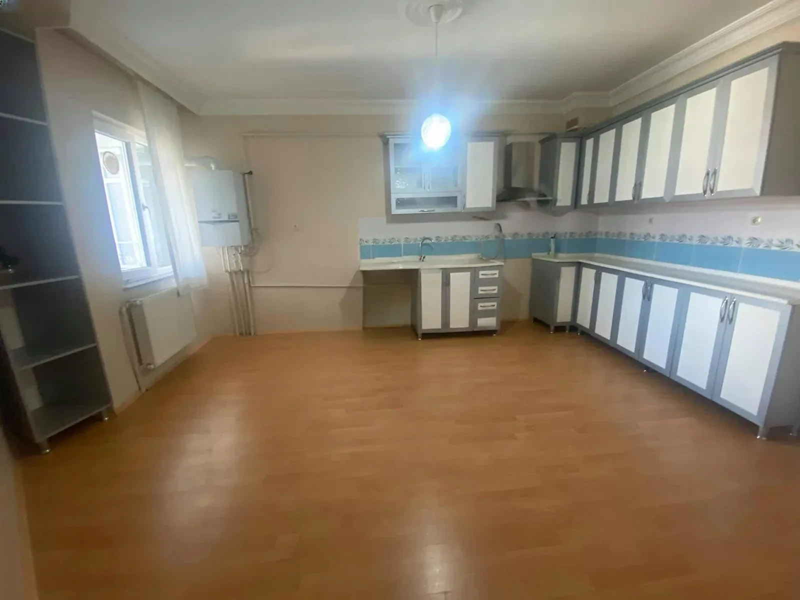 Palandöken Hüseyin Avni Ulaş'ta 10. Kat 175 m² 3+1 Kiralık Daire