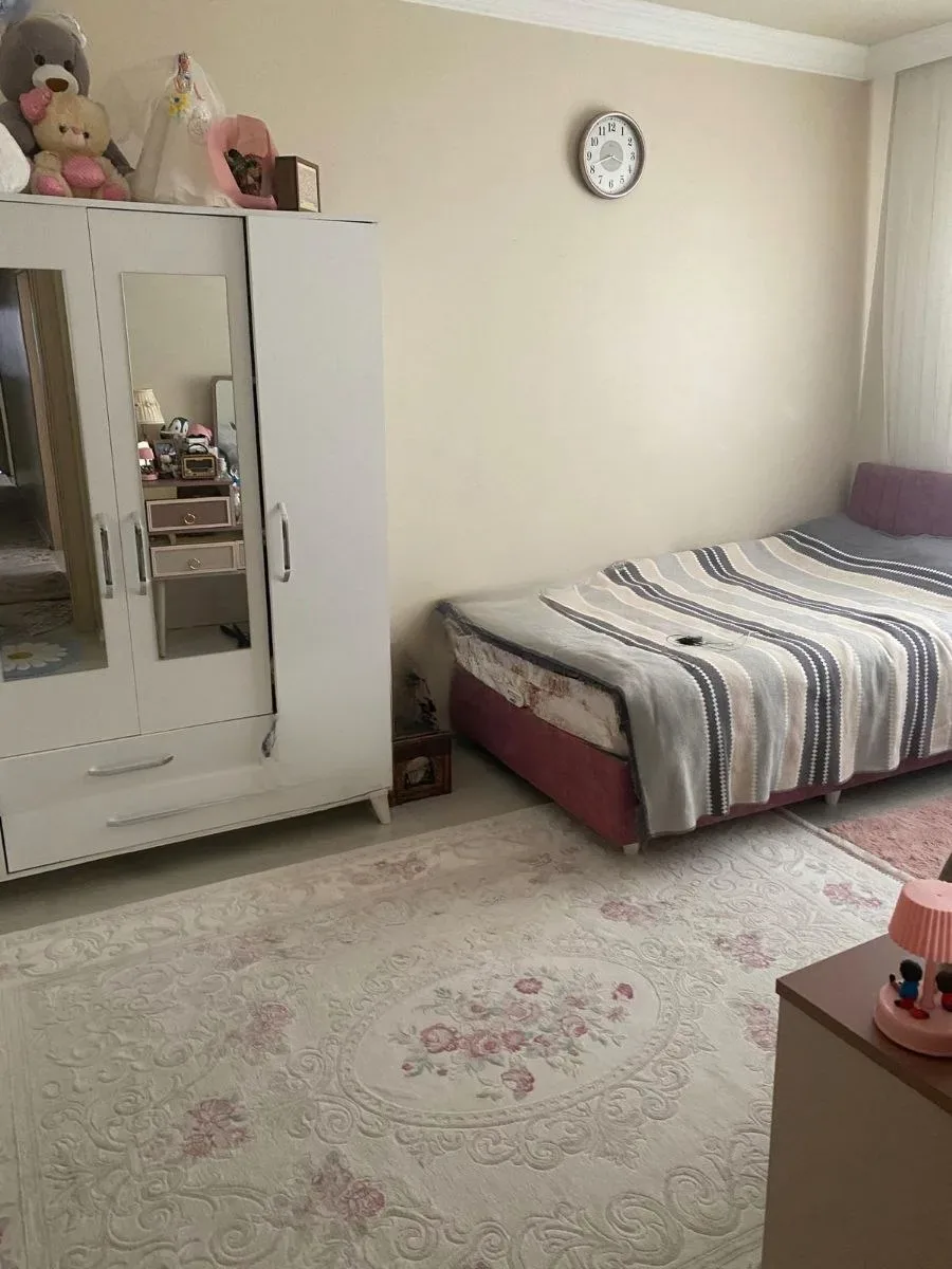 Aziziye Merkez'de 1. Kat 140 m² 3+1 Satılık Daire