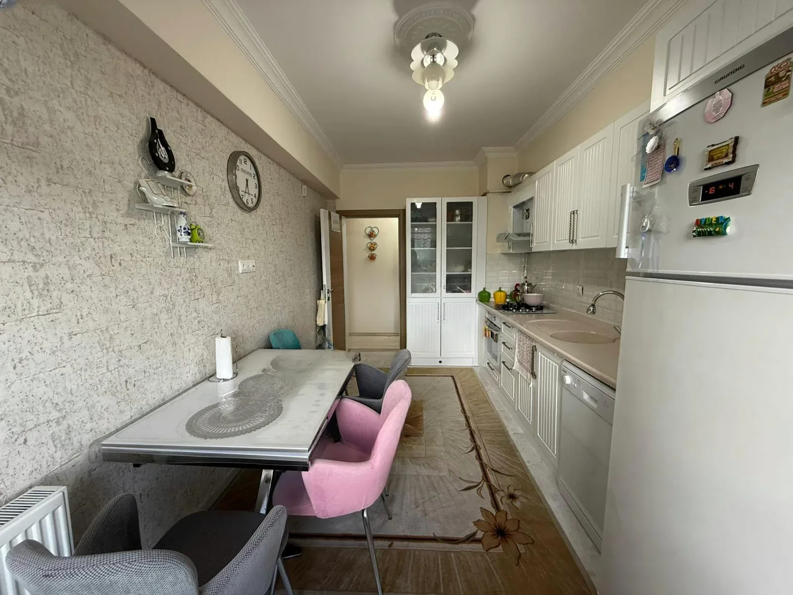 Yakutiye Lalapaşa'da 3. Kat 150 m² 3+1 Satılık Daire - Fotoğraf 3