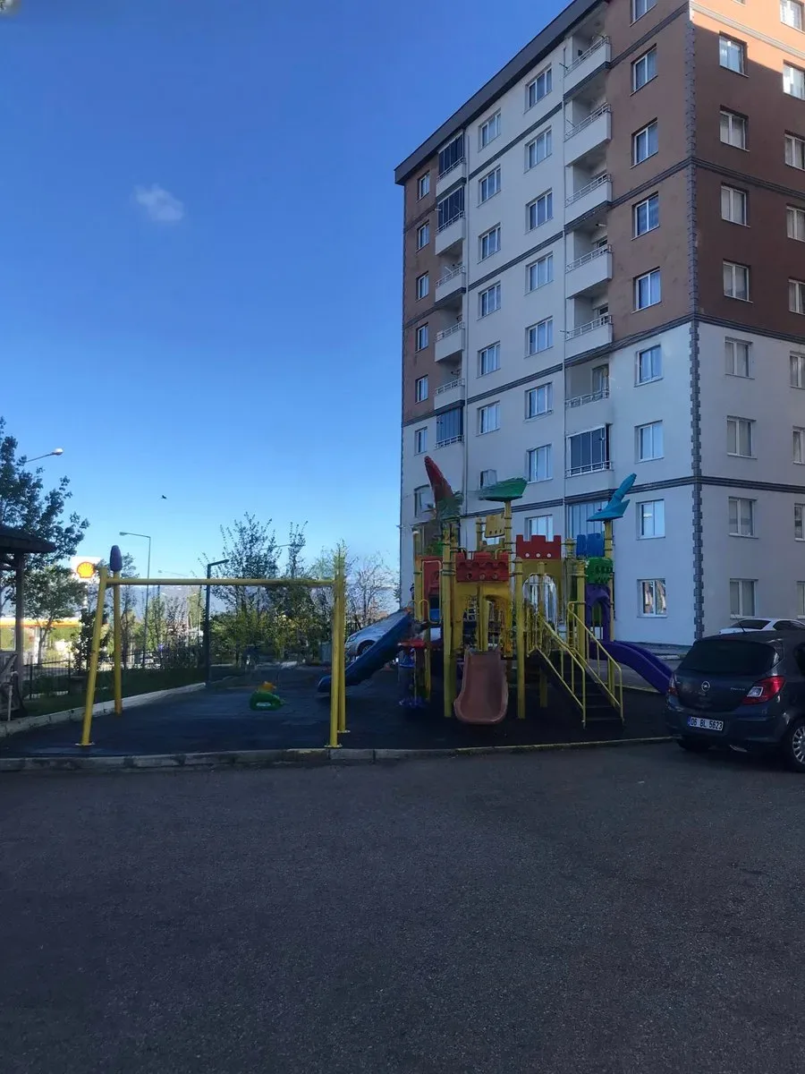 Yakutiye Lalapaşa'da 3. Kat 150 m² 3+1 Satılık Daire - Fotoğraf 4