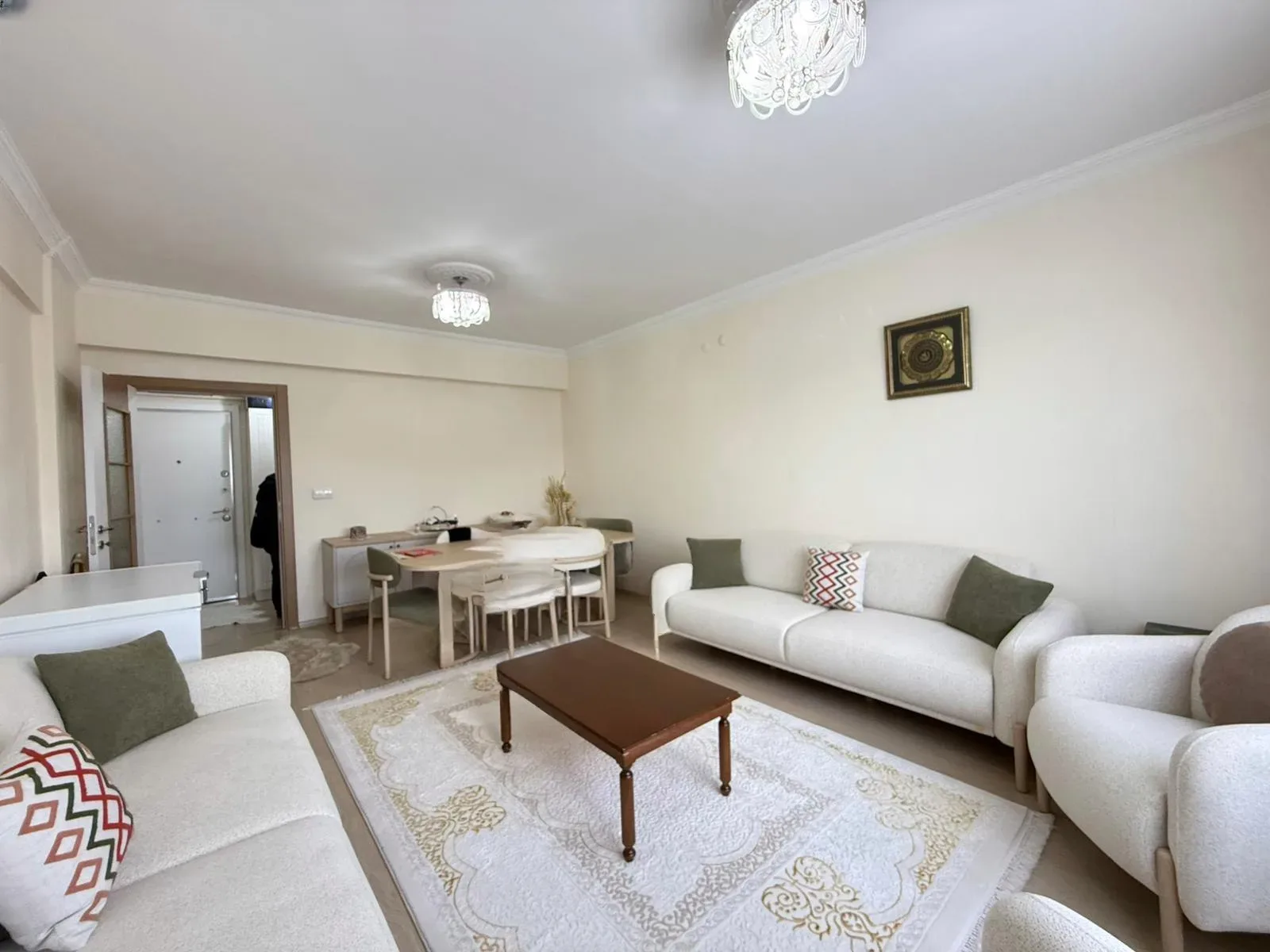 Yakutiye Lalapaşa'da 3. Kat 150 m² 3+1 Satılık Daire - Fotoğraf 5