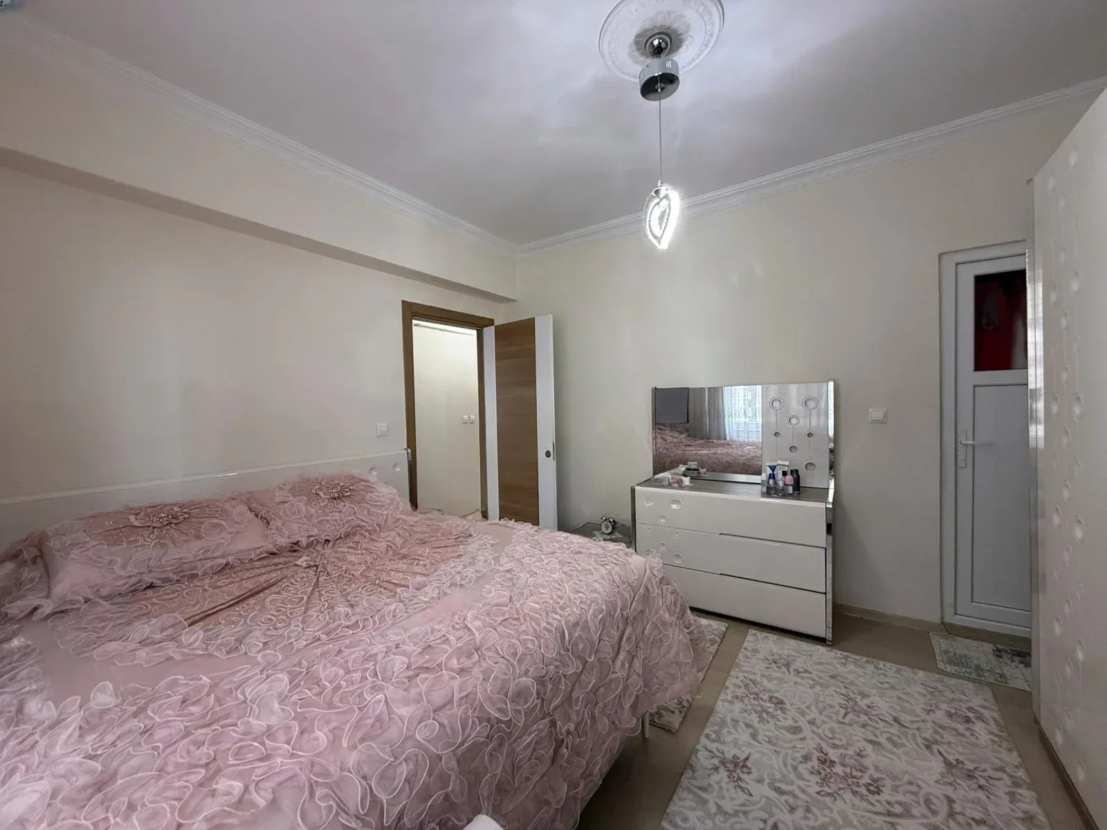 Yakutiye Lalapaşa'da 3. Kat 150 m² 3+1 Satılık Daire - Fotoğraf 8