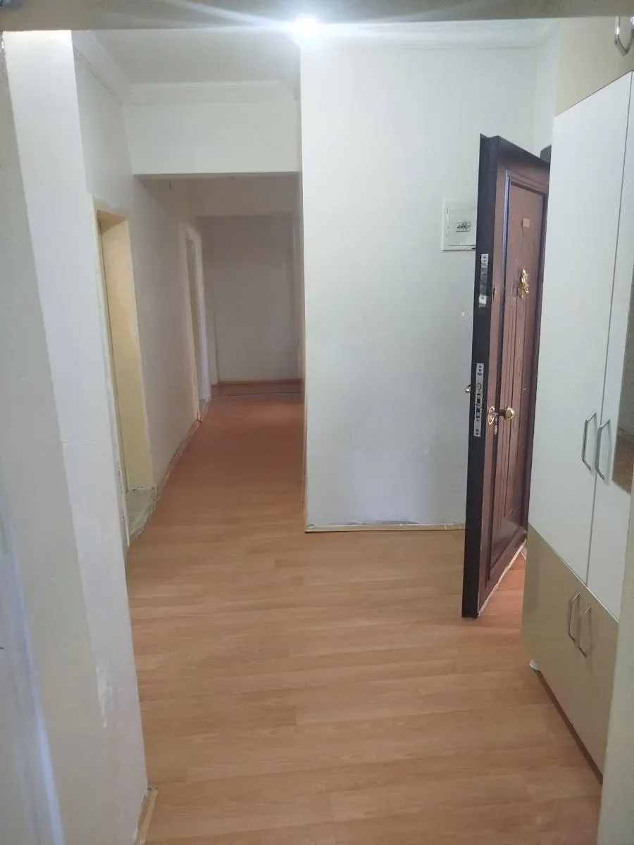 Yakutiye Lalapaşa'da Bodrum Kat 155 m² 3+1 Satılık Daire - Fotoğraf 7