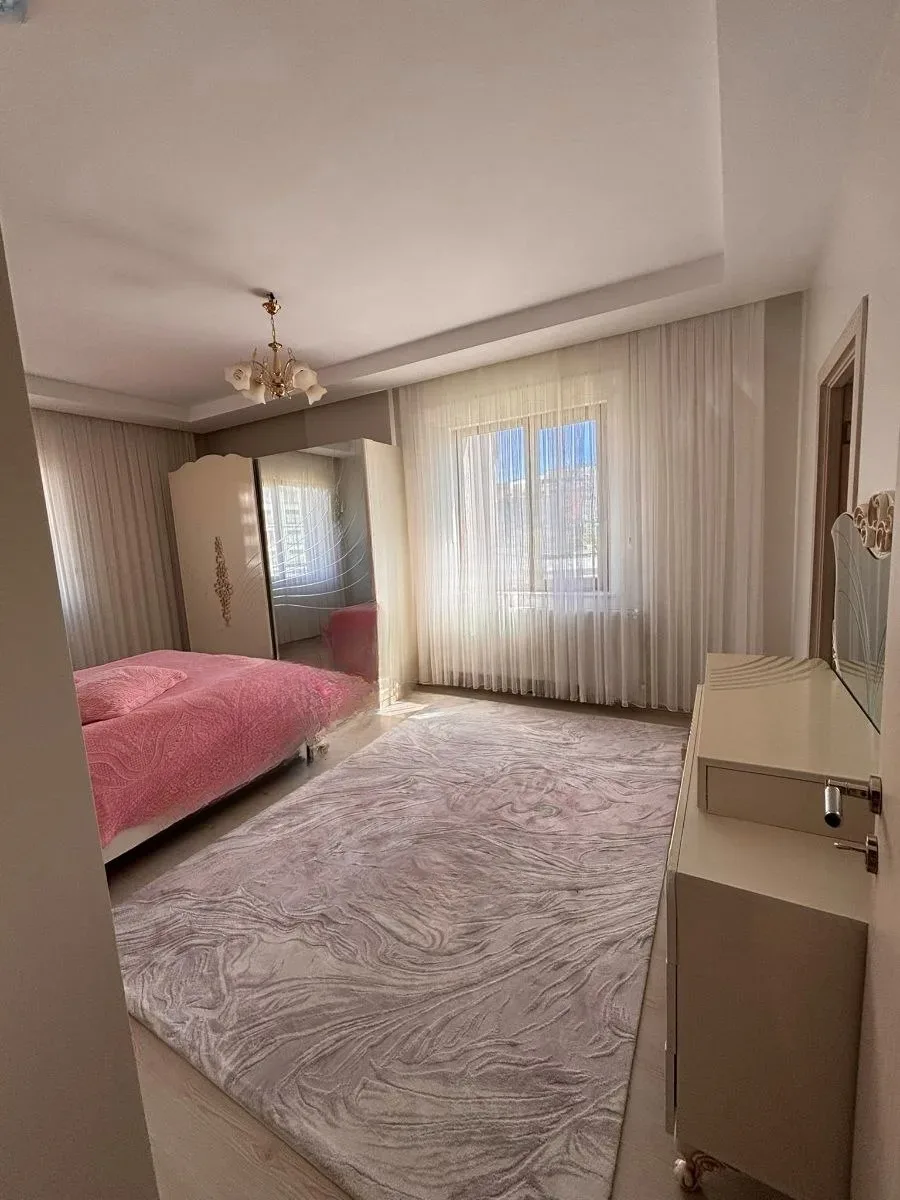 Palandöken Adnan Menderes'te 1. Kat 180 m² 3+1 Satılık Daire - Fotoğraf 11