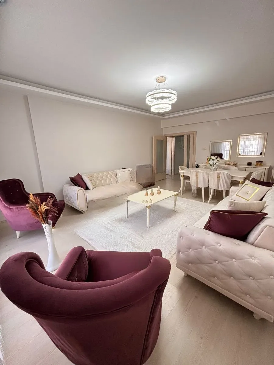 Palandöken Adnan Menderes'te 1. Kat 180 m² 3+1 Satılık Daire - Fotoğraf 15