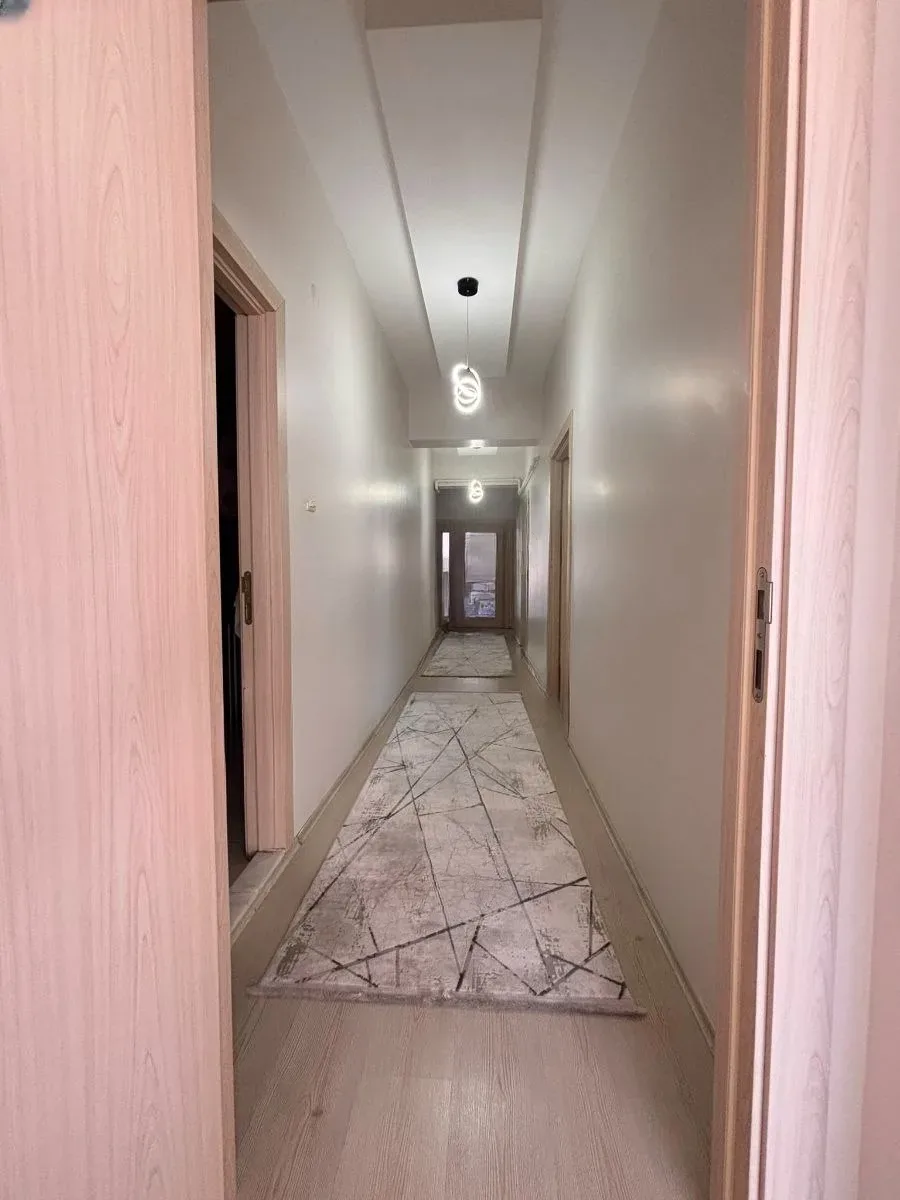 Palandöken Adnan Menderes'te 1. Kat 180 m² 3+1 Satılık Daire - Fotoğraf 5