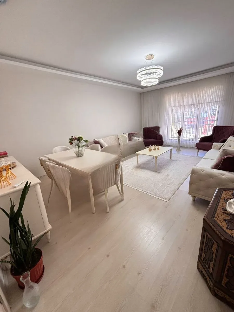 Palandöken Adnan Menderes'te 1. Kat 180 m² 3+1 Satılık Daire - Fotoğraf 6