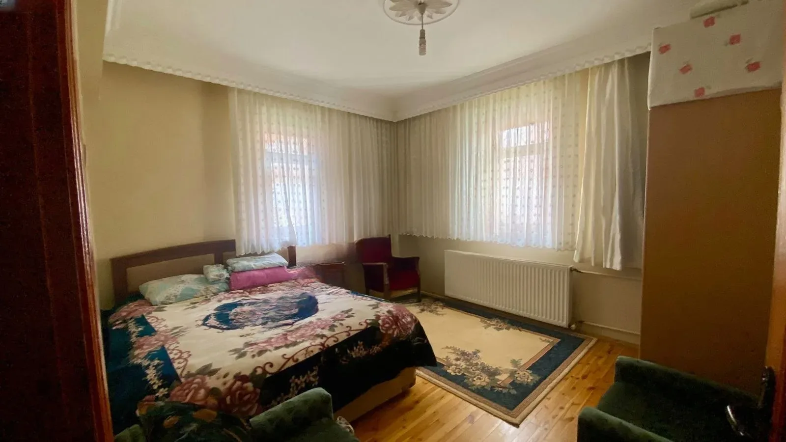 Palandöken Yunusemre'de 1. Kat 180 m² 3+1 Satılık Daire - Fotoğraf 6