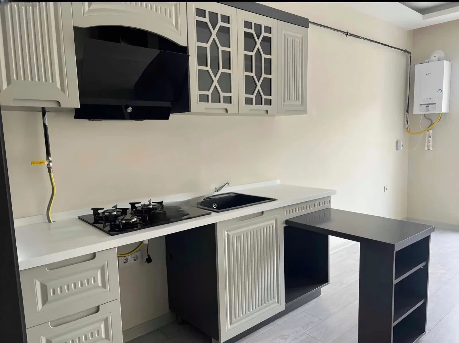Palandöken Hüseyin Avni Ulaş'ta 3 Yaşında 4. Kat 42 m² 1+1 Satılık Daire - Fotoğraf 5