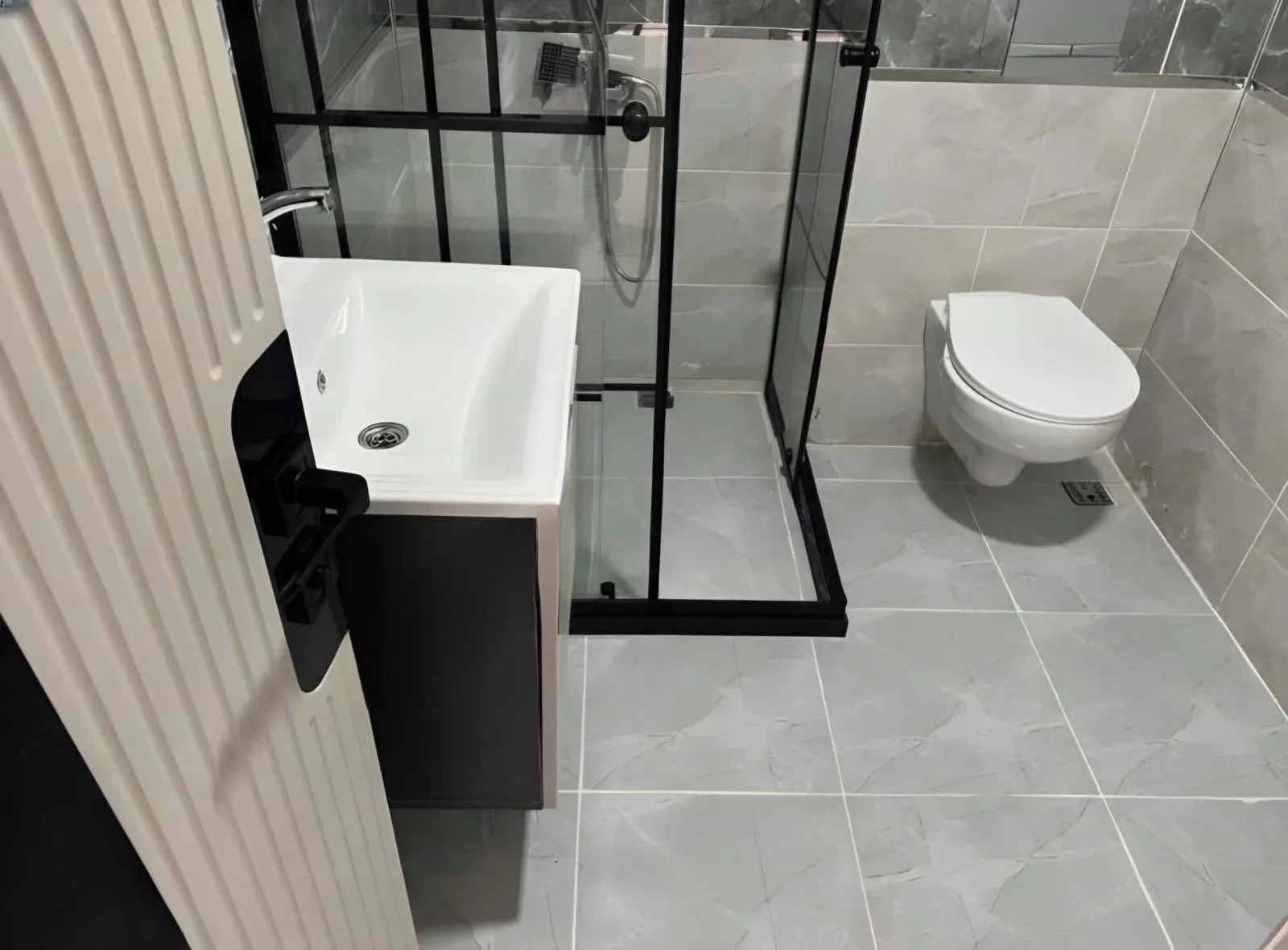 Palandöken Hüseyin Avni Ulaş'ta 3 Yaşında 4. Kat 42 m² 1+1 Satılık Daire - Fotoğraf 8