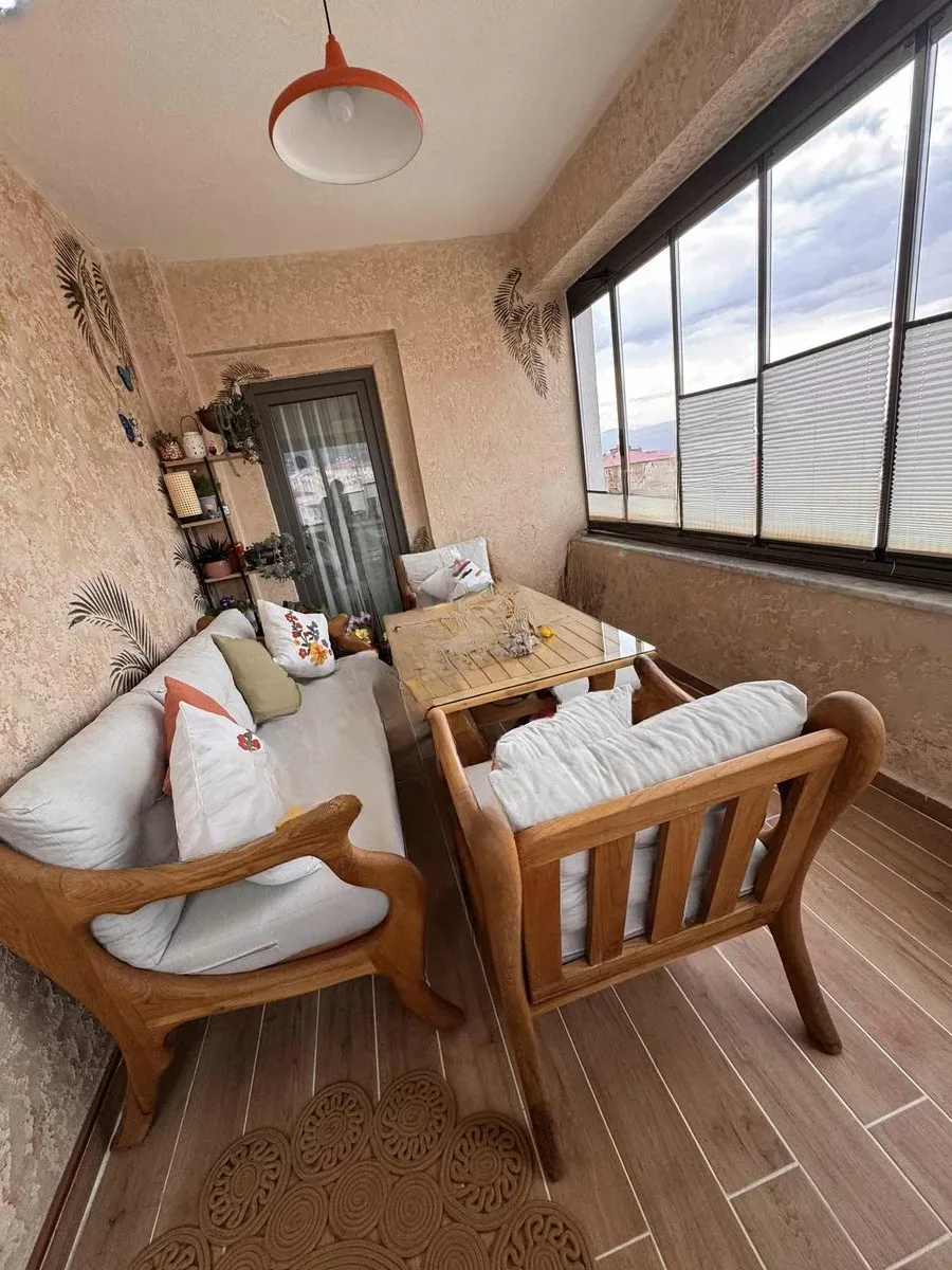 Palandöken Hüseyin Avni Ulaş'ta 2 Yaşında 5. Kat 190 m² 4+1 Satılık Daire