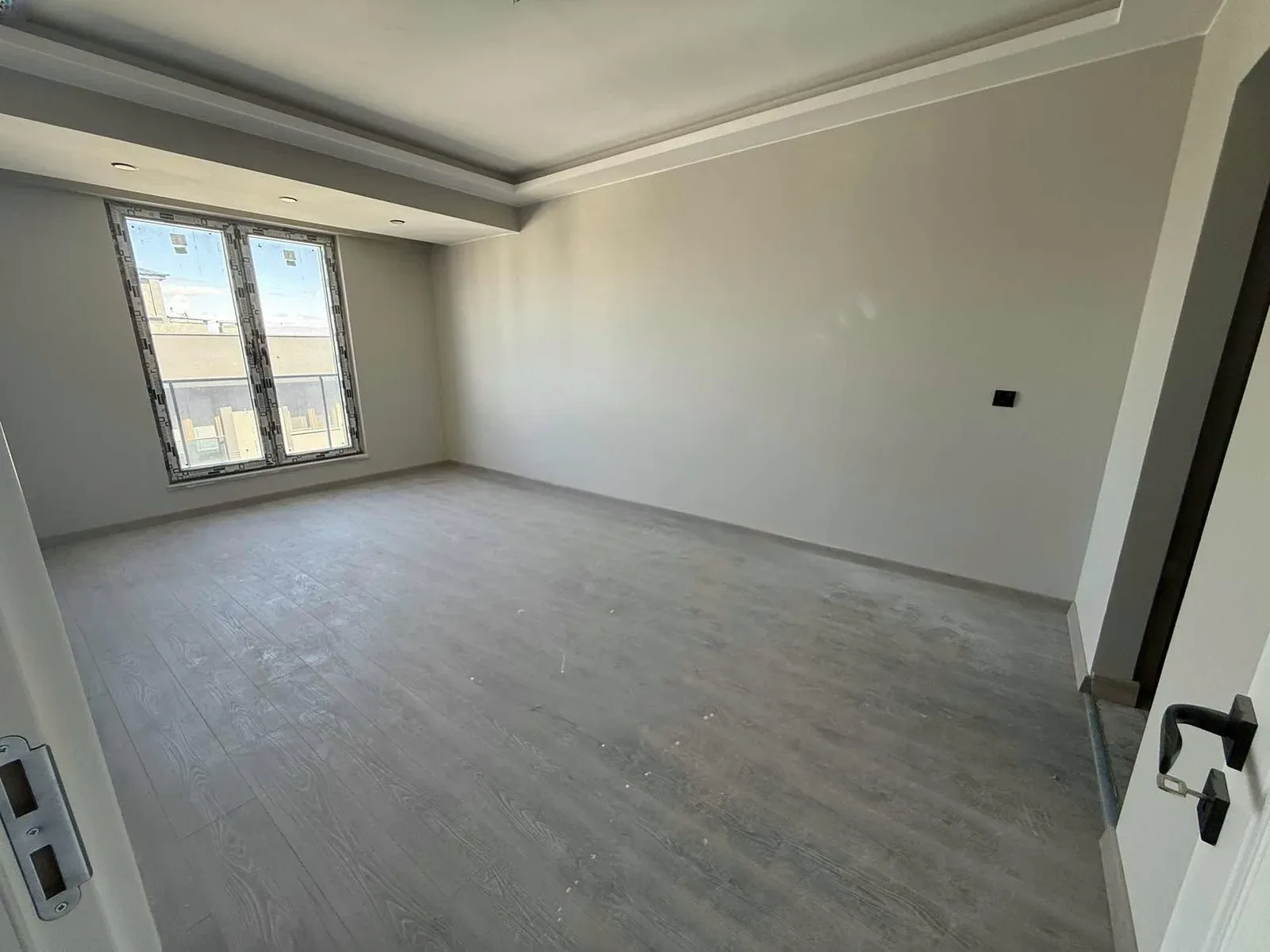 Yakutiye Merkez'de 5. Kat 208 m² 4+1 Satılık Daire