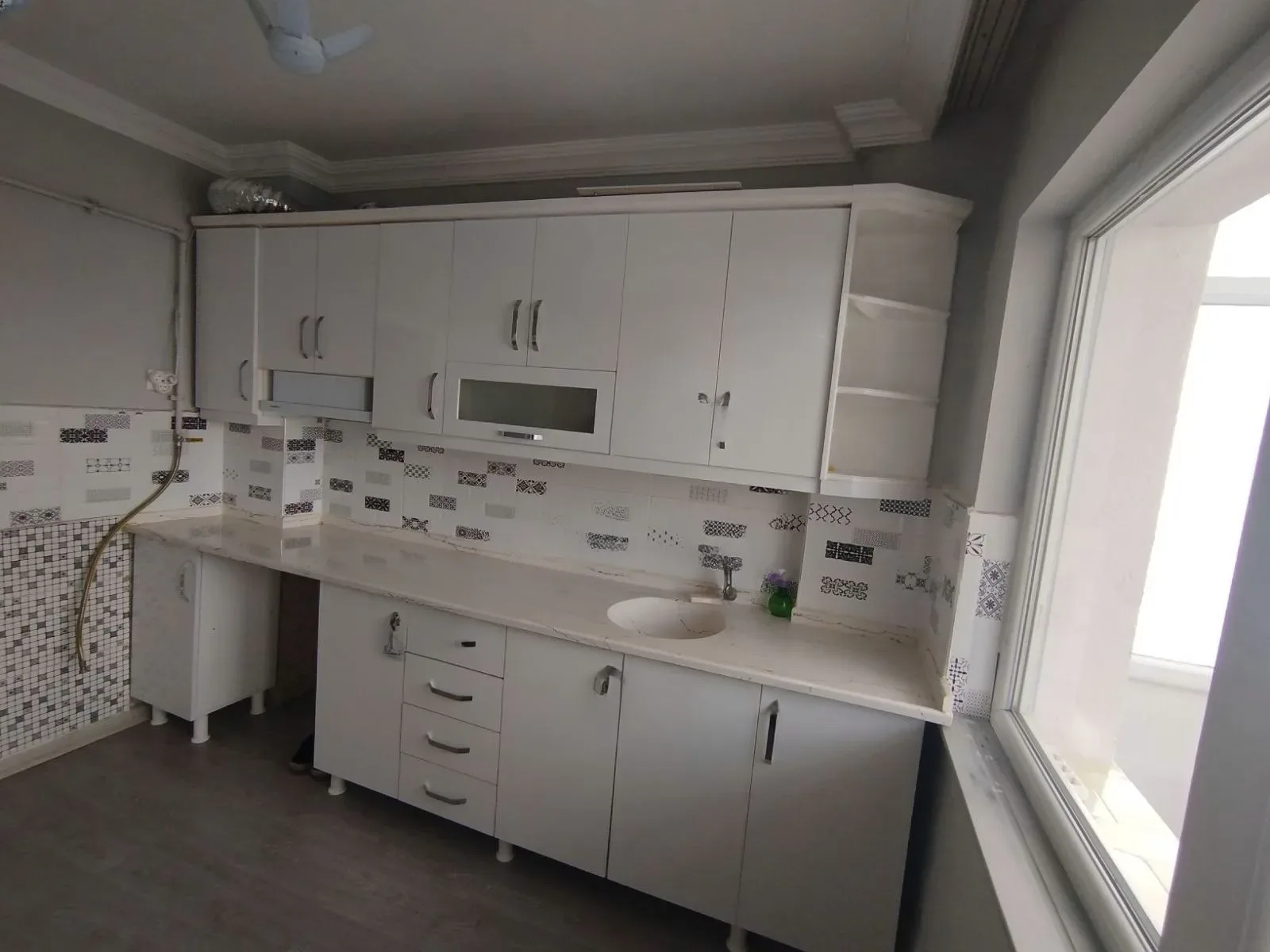 Palandöken Adnan Menderes'te 2. Kat 110 m² 3+1 Satılık Daire - Fotoğraf 3