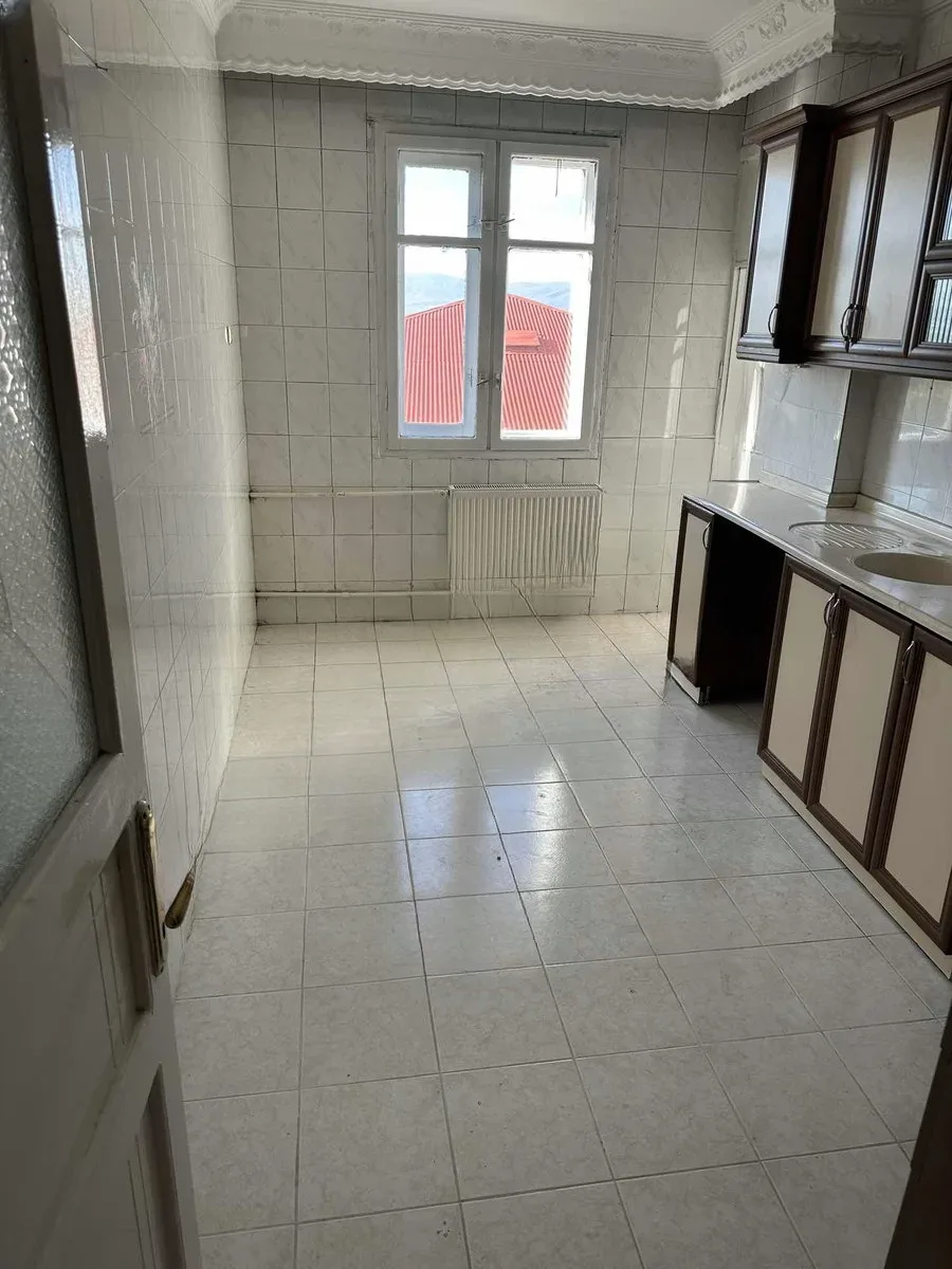 Yakutiye Lalapaşa'da 3. Kat 140 m² 3+1 Satılık Daire - Fotoğraf 10