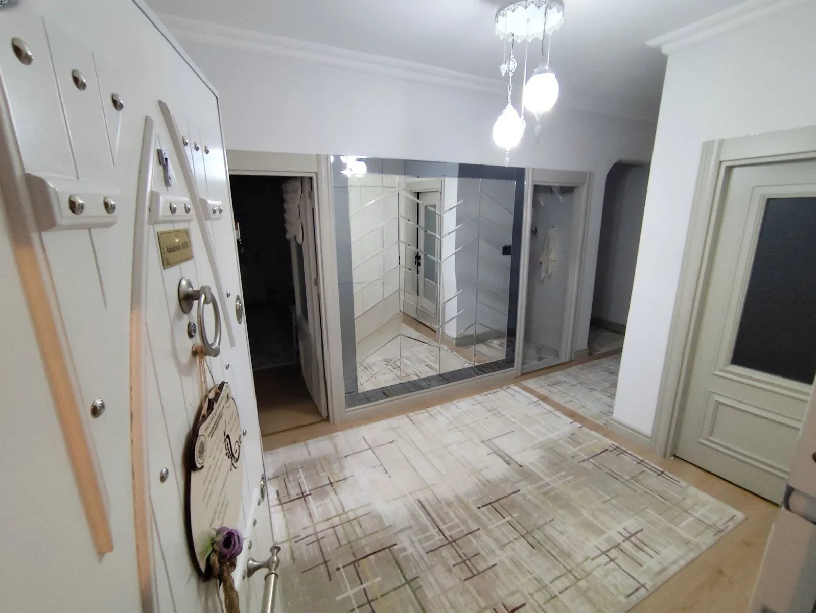 Yakutiye İstasyon'da 4. Kat 151 m² 3+1 Satılık Daire