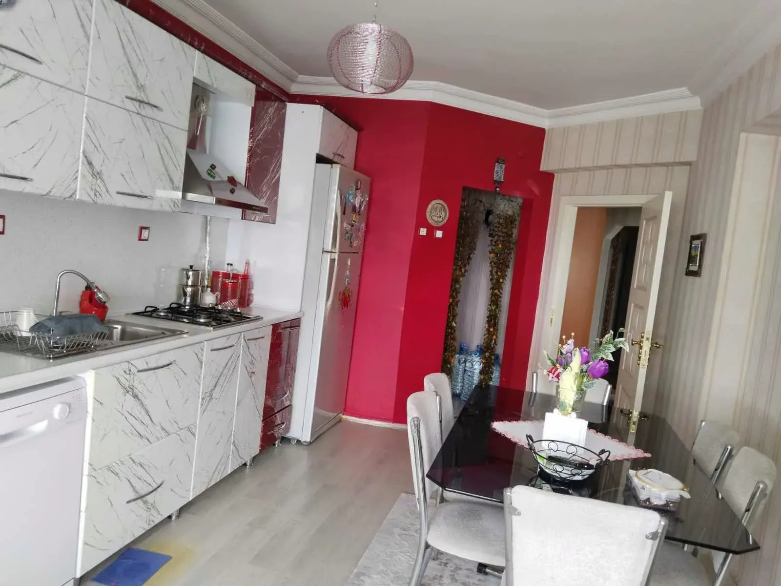 Palandöken Yunusemre'de 4. Kat 202 m² 4+1 Satılık Daire