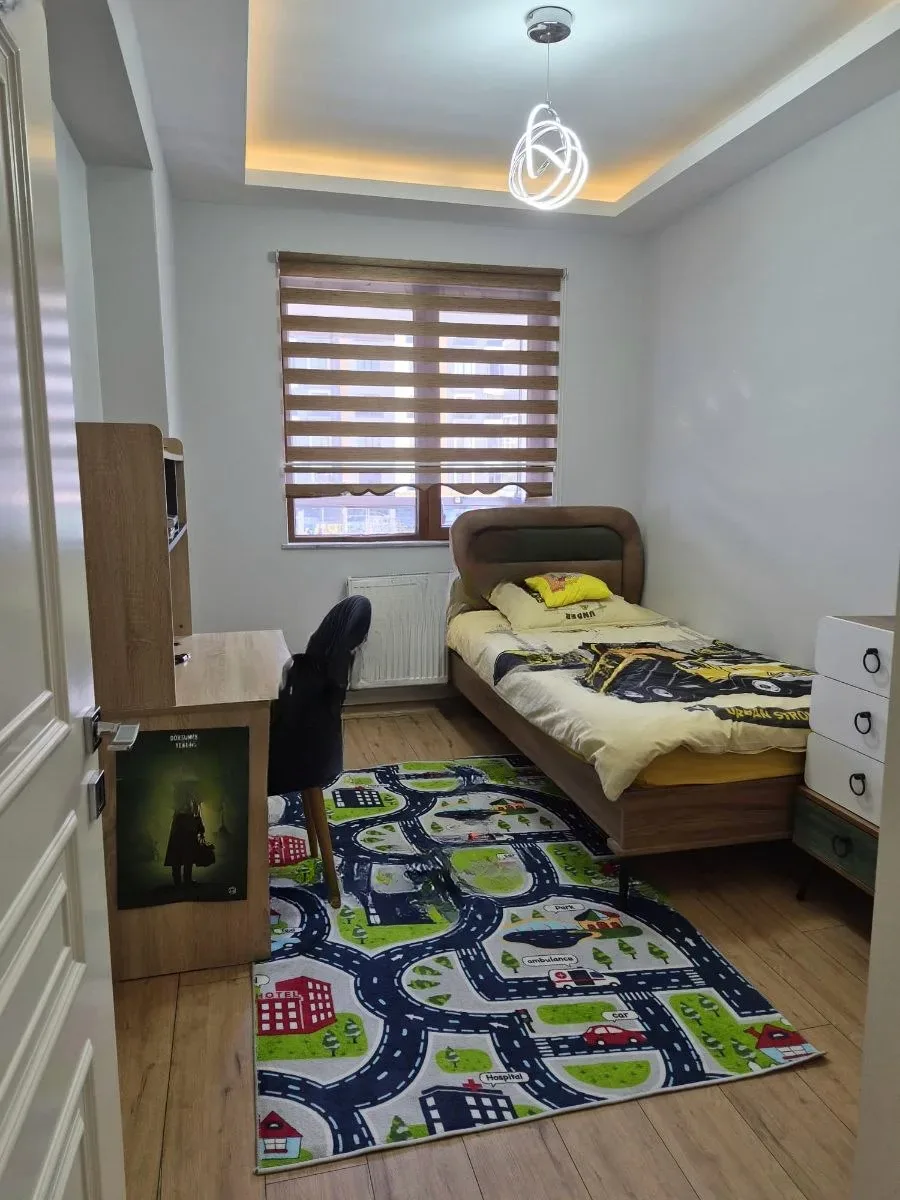 Palandöken Hüseyin Avni Ulaş'ta 5 Yaşında 2. Kat 175 m² 4+1 Satılık Daire