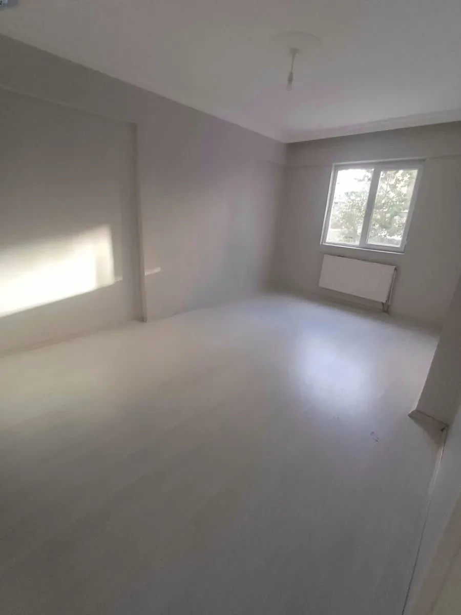 Palandöken Yunusemre'de Giriş Katı 170 m² 4+1 Kiralık Daire - Fotoğraf 10