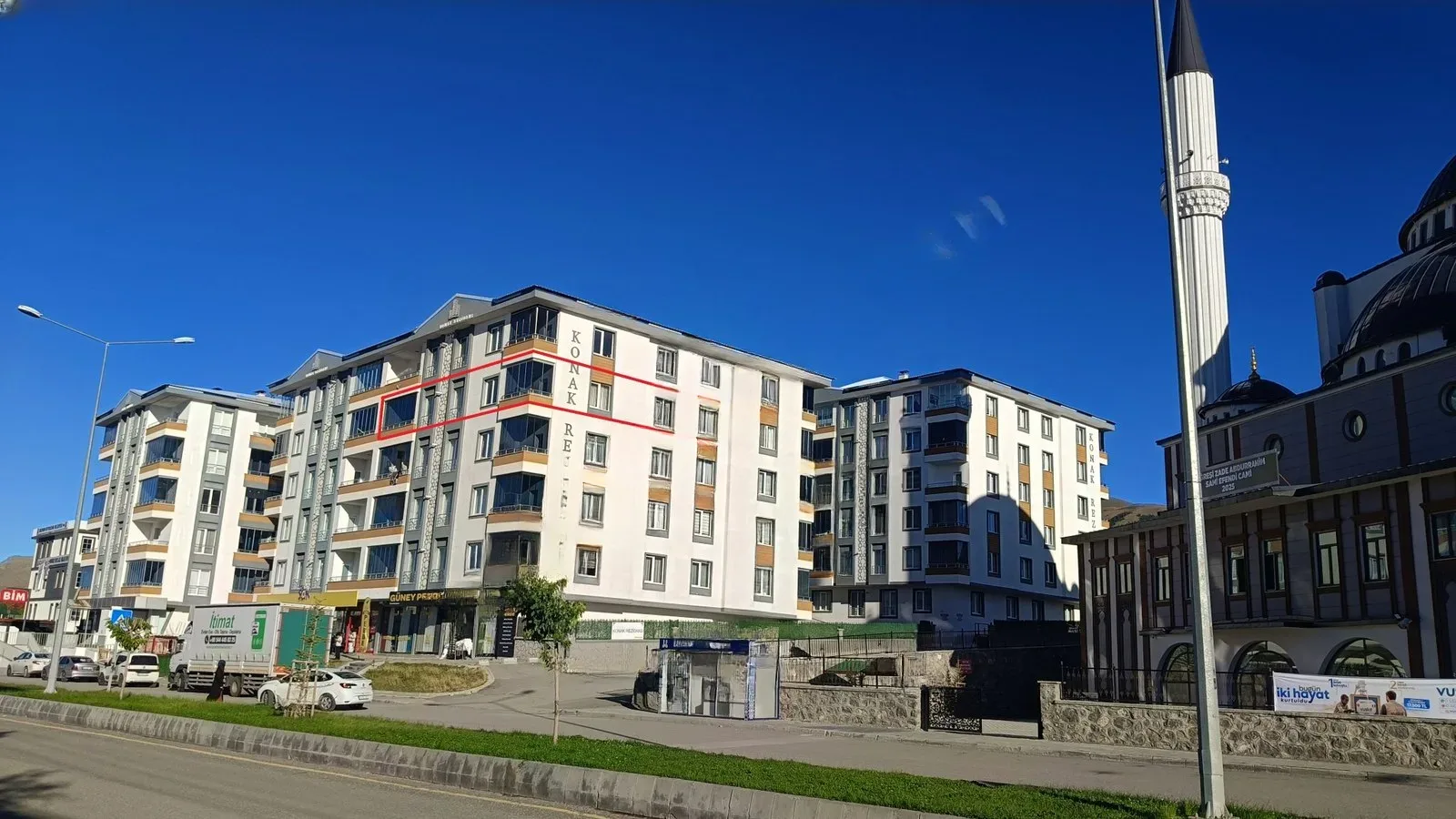 Palandöken Abdurrahman Gazi'de 5 Yaşında 4. Kat 175 m² 4+1 Satılık Daire - Fotoğraf 8
