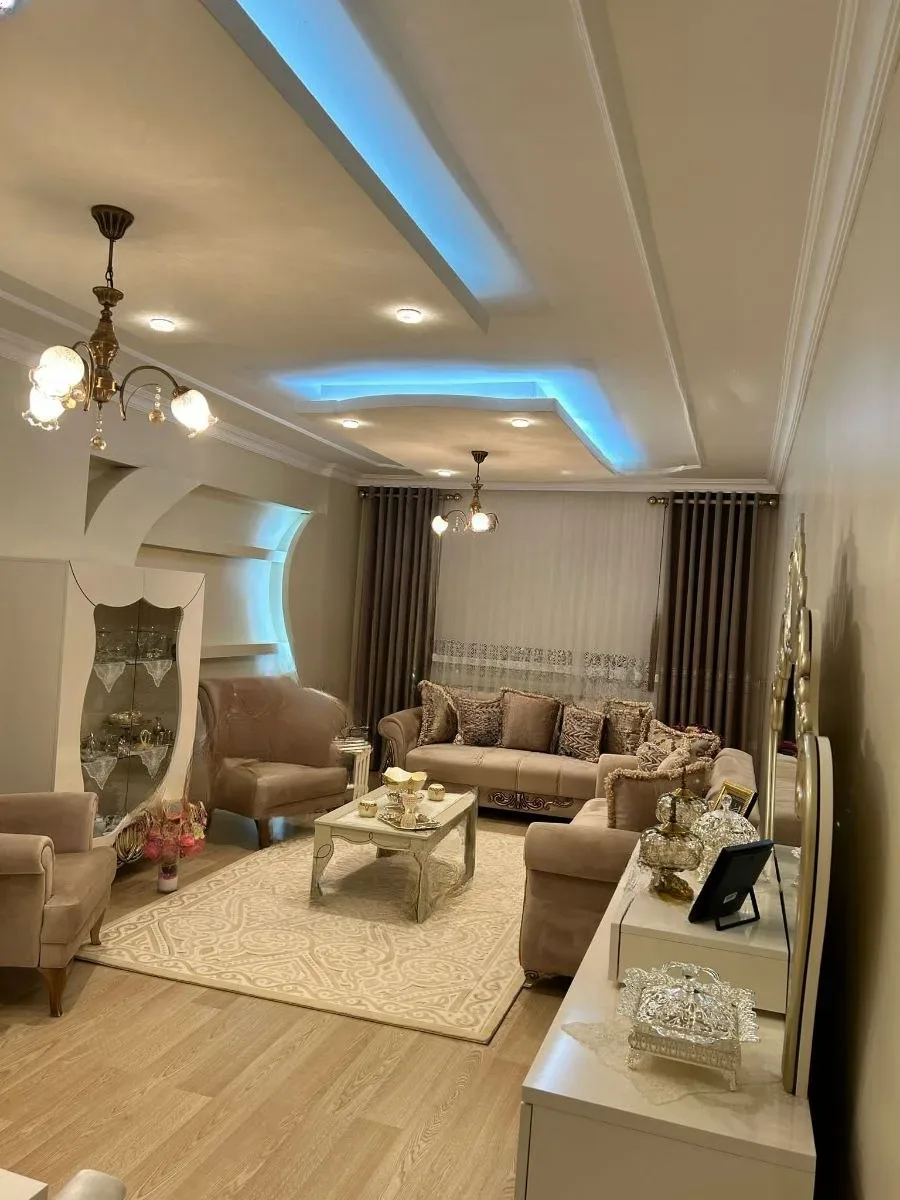 Yakutiye Terminal'da 3. Kat 180 m² 3+1 Satılık Daire