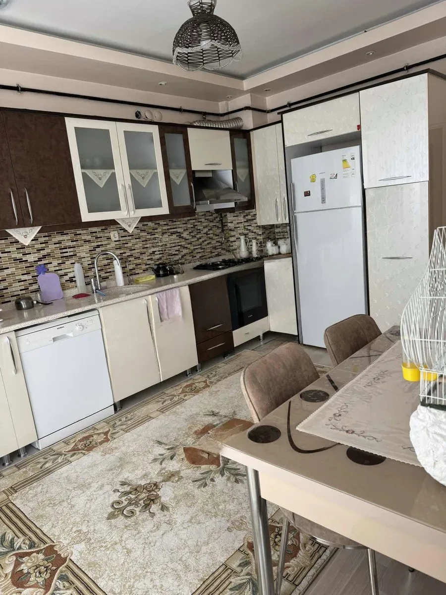 Palandöken Yunusemre'de 2. Kat 151 m² 3+1 Satılık Daire - Fotoğraf 6