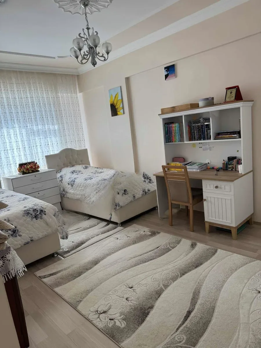 Palandöken Yunusemre'de 2. Kat 151 m² 3+1 Satılık Daire - Fotoğraf 7