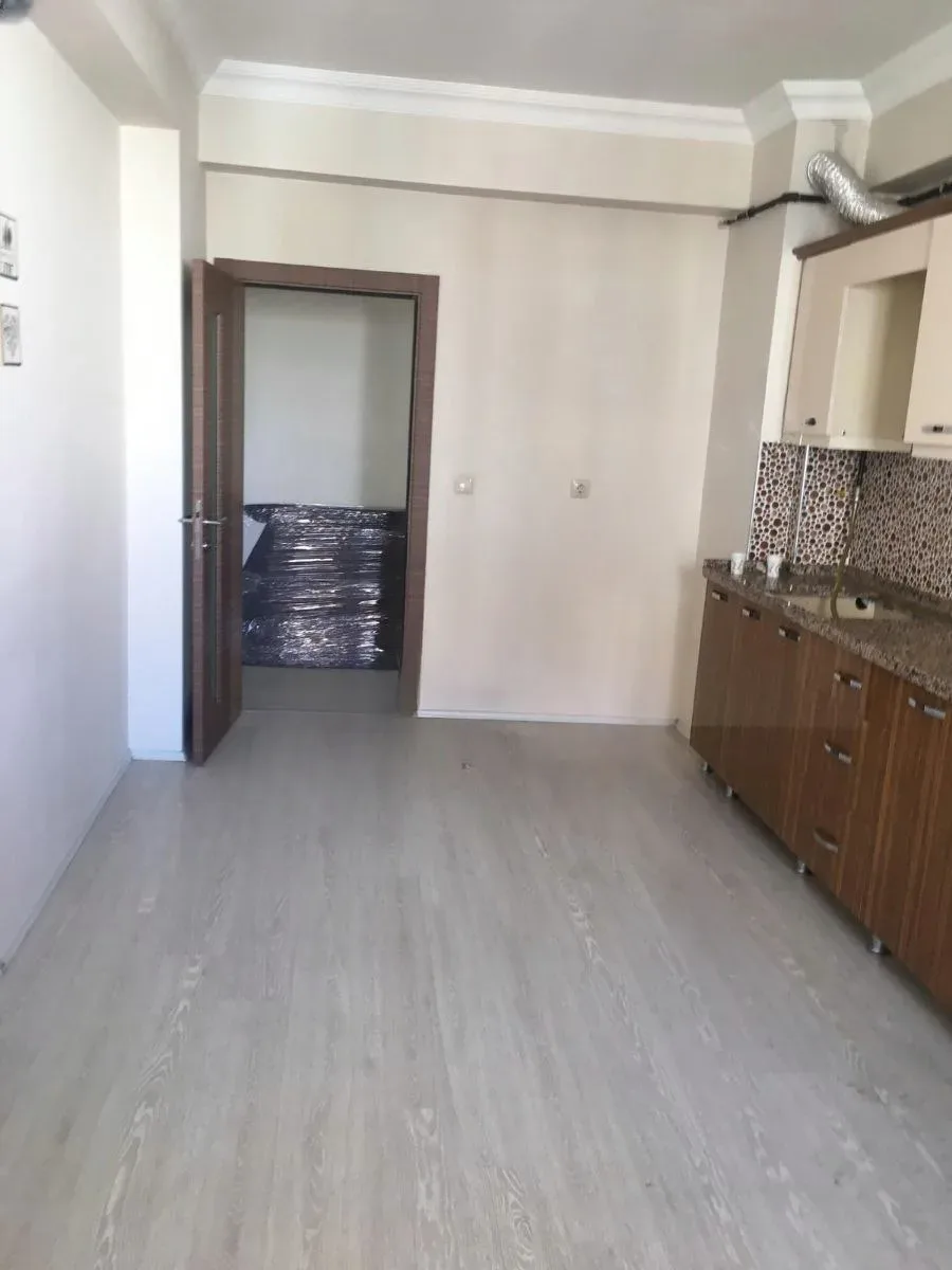 Yakutiye Terminal'da 2. Kat 165 m² 3+1 Satılık Daire
