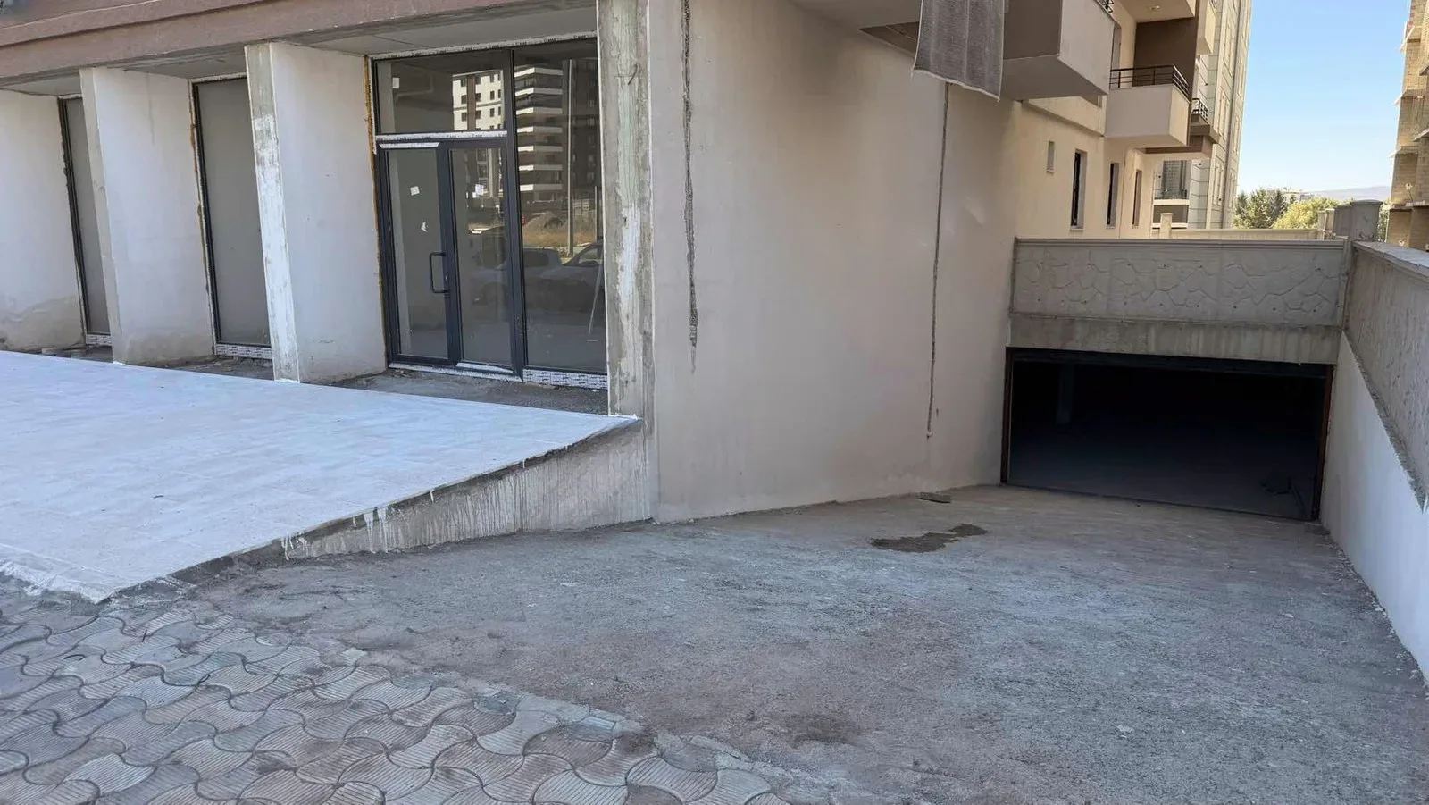 Yakutiye İstasyon'da 4. Kat 70 m² 1+1 Satılık Daire - Fotoğraf 2