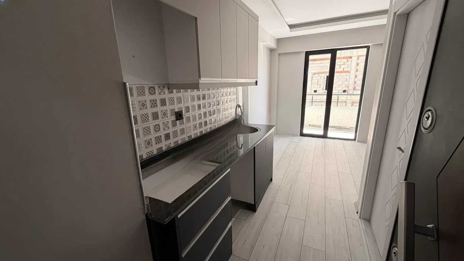 Yakutiye İstasyon'da 4. Kat 70 m² 1+1 Satılık Daire - Fotoğraf 3