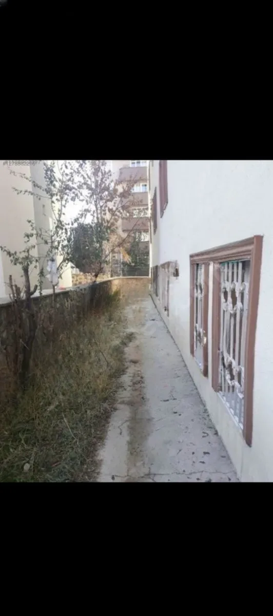 Palandöken Yunusemre'de Bodrum Kat 145 m² 3+1 Satılık Daire - Fotoğraf 11