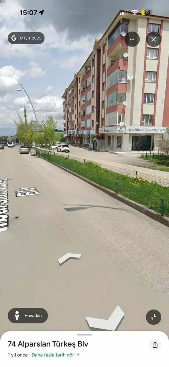 Palandöken Müftü Solakzade'de 500 m² Kiralık İş Yeri
