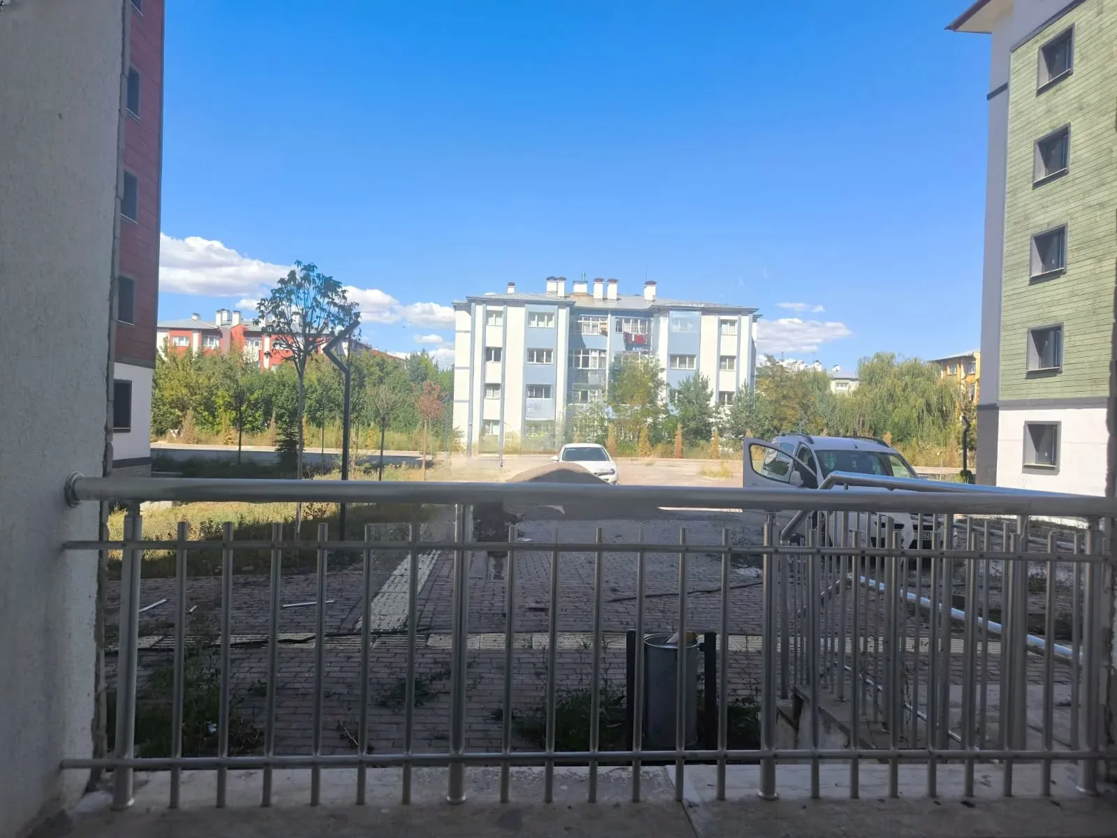 Aziziye Merkez'de Giriş Katı 105 m² 3+1 Kiralık Daire - Erzurum / Aziziye / Merkez / Ilıca Daire