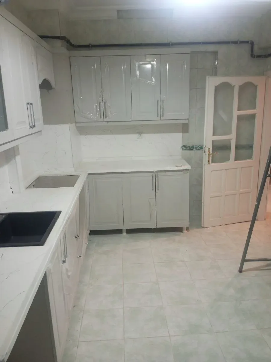 Palandöken Yunusemre'de 4. Kat 120 m² 3+1 Kiralık Daire - Fotoğraf 14