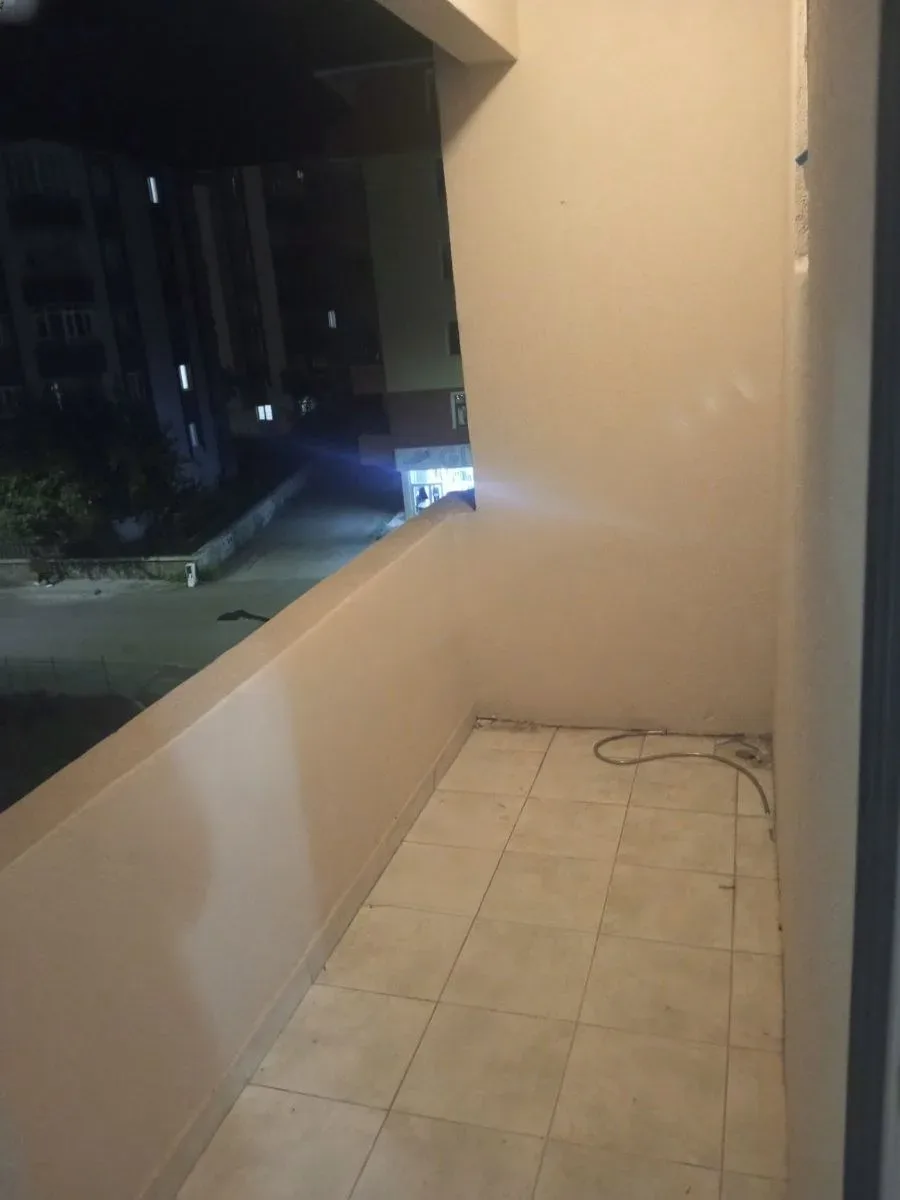 Palandöken Yunusemre'de 4. Kat 120 m² 3+1 Kiralık Daire - Fotoğraf 3