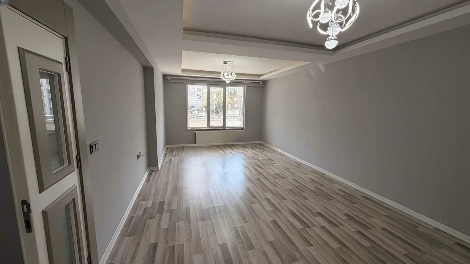 Yakutiye İstasyon'da 3. Kat 195 m² 4+1 Satılık Daire - Fotoğraf 3