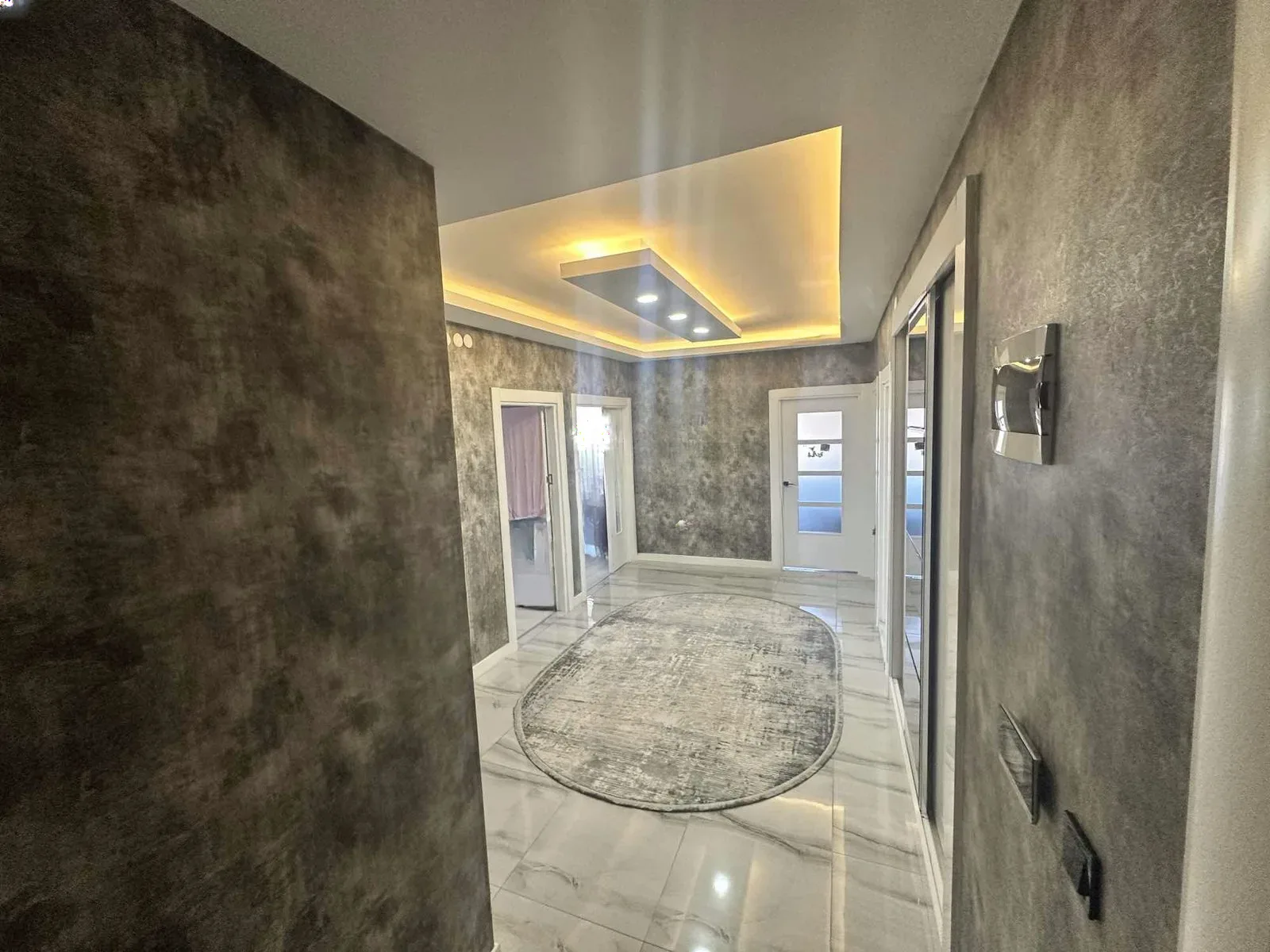 Yakutiye Terminal'da 5 Yaşında 3. Kat 150 m² 3+1 Satılık Villa - Fotoğraf 16