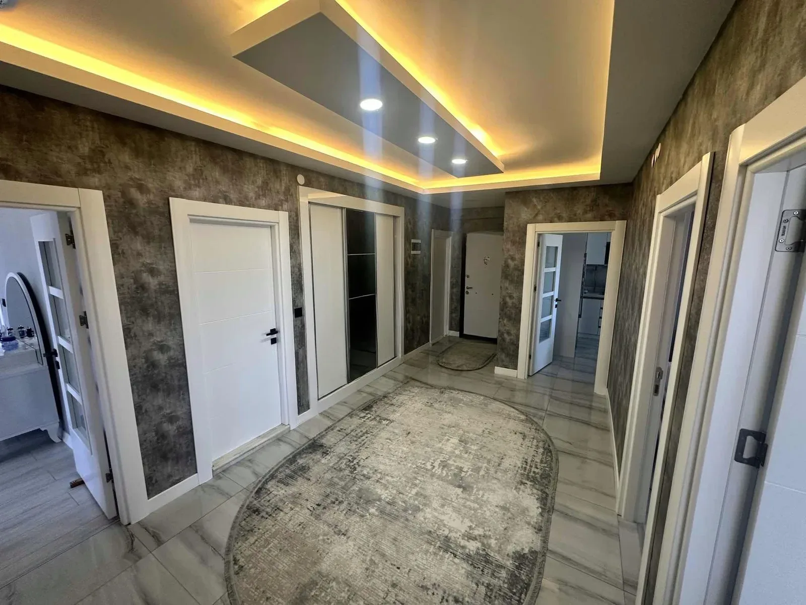 Yakutiye Terminal'da 5 Yaşında 3. Kat 150 m² 3+1 Satılık Villa - Fotoğraf 17