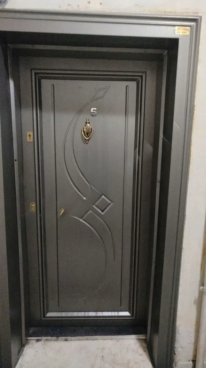 Yakutiye Lalapaşa'da 2. Kat 100 m² 2+1 Satılık Villa