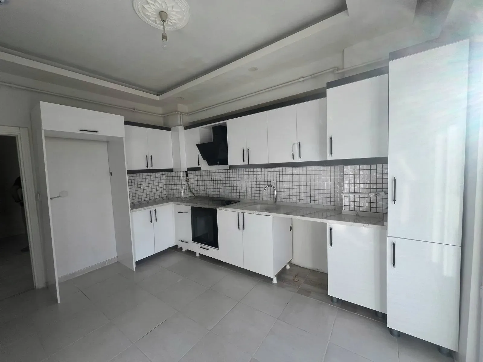 Aziziye Merkez'de 5 Yaşında 1. Kat 145 m² 3+1 Satılık Daire - Erzurum / Aziziye / Merkez / Saltuklu Daire