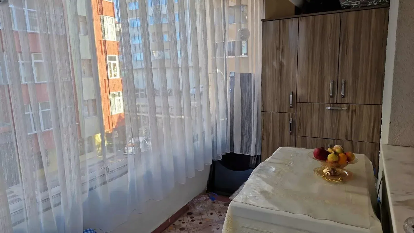 Yakutiye Terminal'da 2. Kat 200 m² 3+1 Satılık Daire - Fotoğraf 10