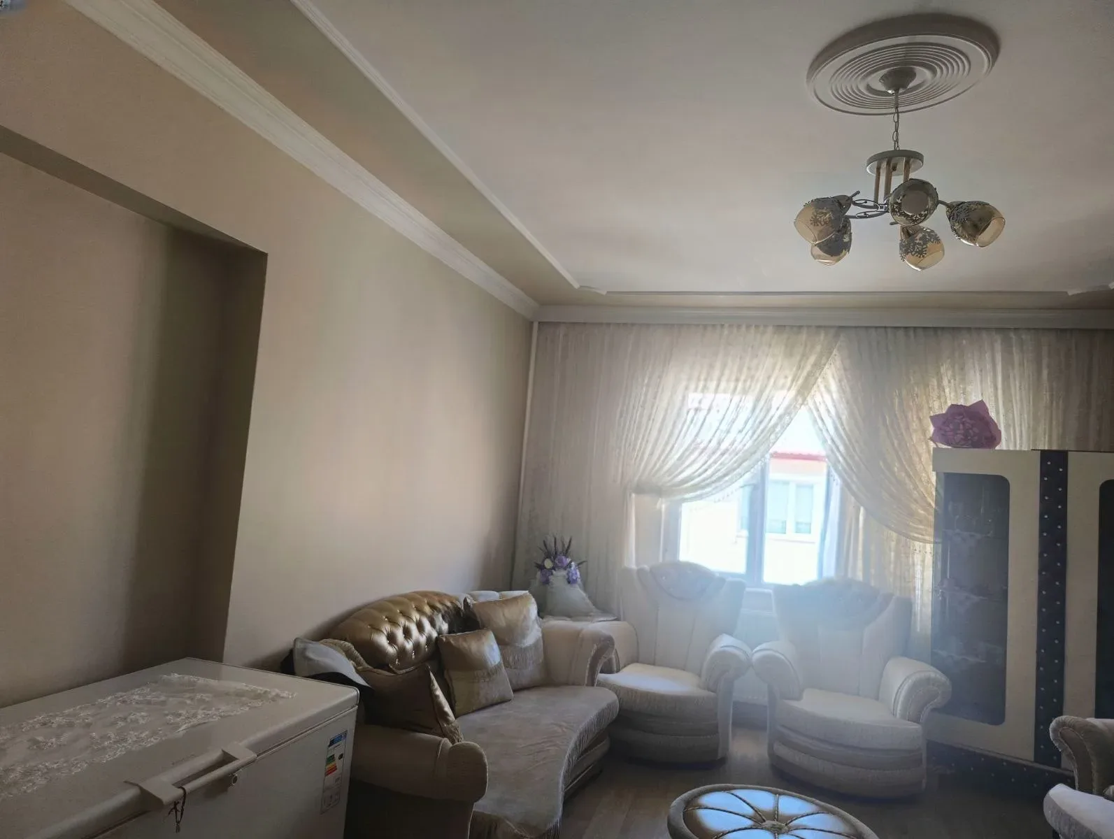 Yakutiye Terminal'da 4. Kat 160 m² 3+1 Satılık Daire