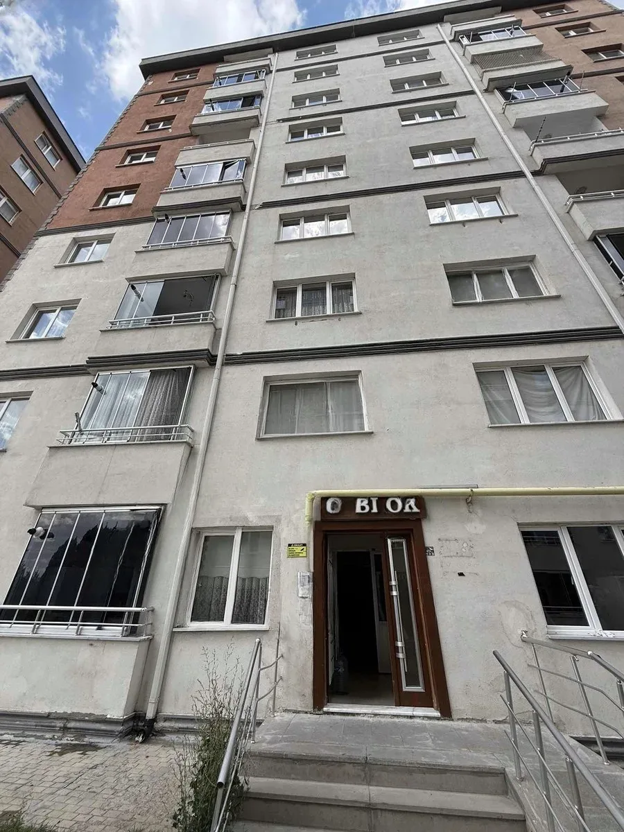 Yakutiye Lalapaşa'da 5. Kat 145 m² 3+1 Kiralık Daire - Fotoğraf 2